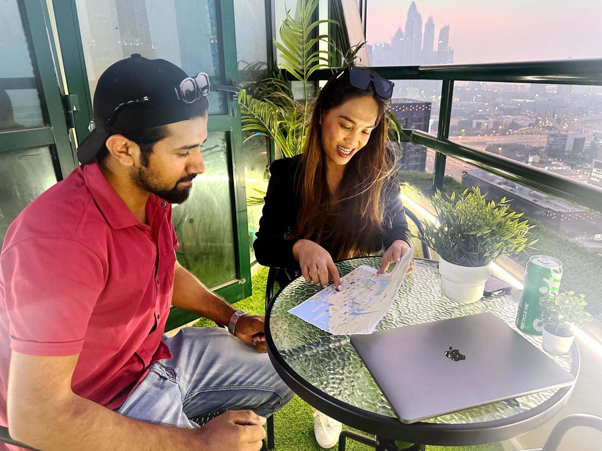 Homestay Metropolis View Partition Near Internet Metro *