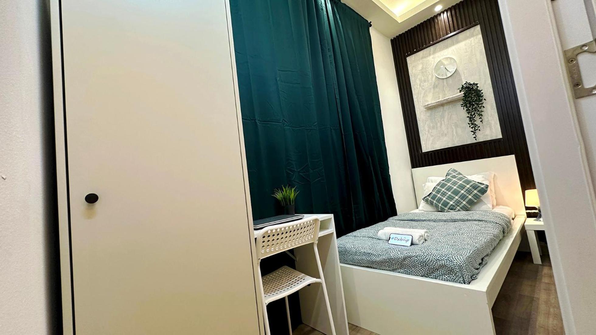 Homestay Metropolis View Partition Near Internet Metro Dubai